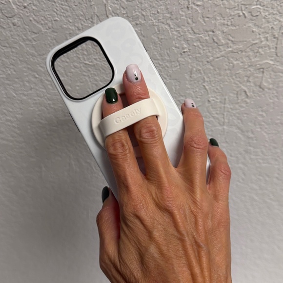 NEW-Casely White Leopard Print Phone Case - Picture 7 of 7